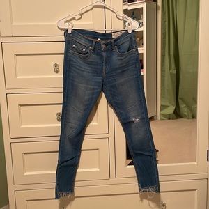 Super cute Rag and Bone Capri Ripped Jeans!